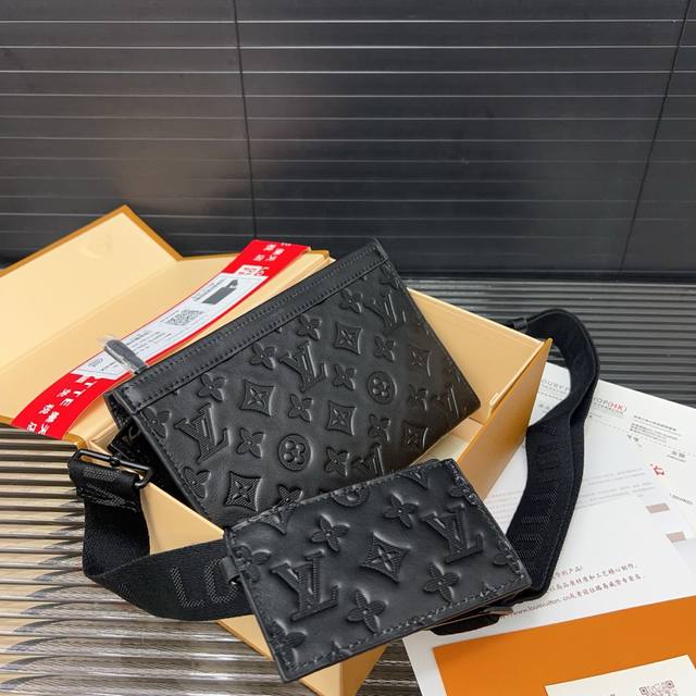 Louisvuitton 路易威登gaston Wearable Wallet 二合一手袋 邮差包 多功能斜挎包单肩包 经典百搭 实物拍摄 配送折叠礼盒 22