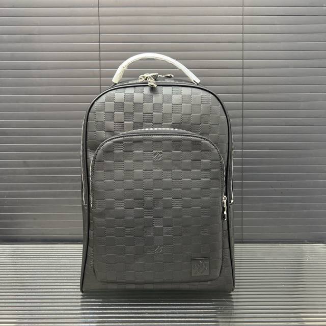 Louisvuitton 路易威登avenue 双肩包 男士背包 书包 电脑包采用精湛镶嵌细工，经典百搭 实物拍摄 原厂原版面料 配送防尘袋 30 X 40 C