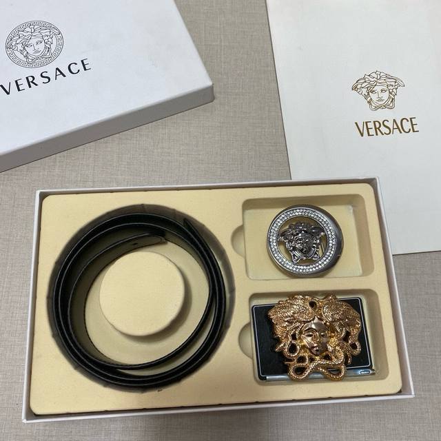 Versace精品款 ☆双扣礼盒套装 含礼盒 专柜有售 范思哲专柜在售正品 此款采用头层牛皮制作 走线油边细致 正品开模 搭配仿铜扣经久耐用、3.8Cm规格 送