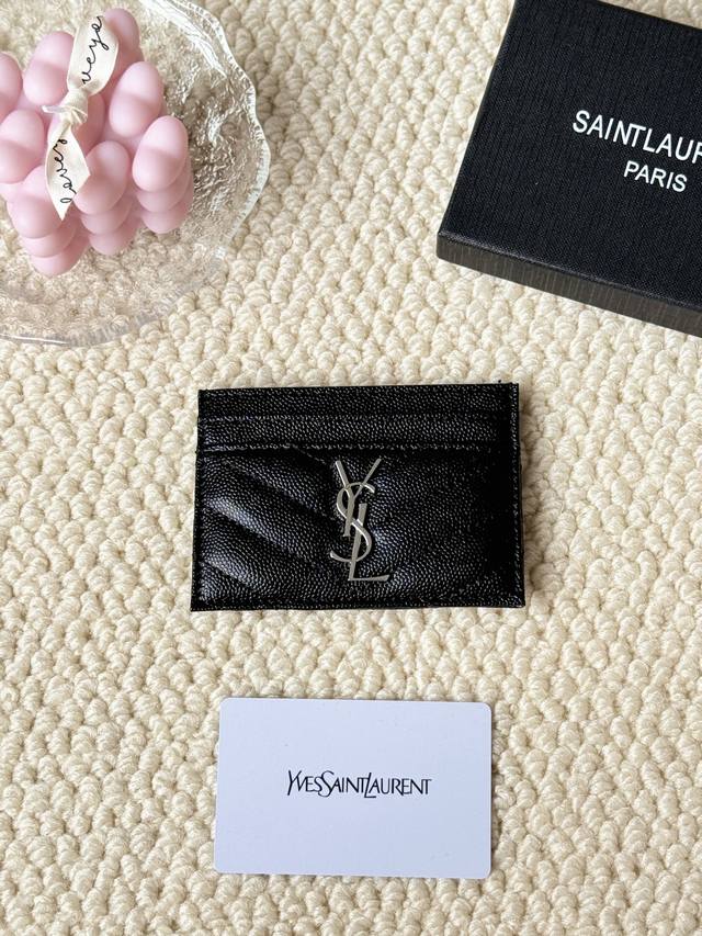 Ysl 圣罗兰最经典真皮卡包，内里配羊纹超纤，提花凸纹缝线羊皮信用卡夹，金属互扣式Ysl标志原单对版五金，复制细节 款号:423291尺寸：10.5×7.5×0