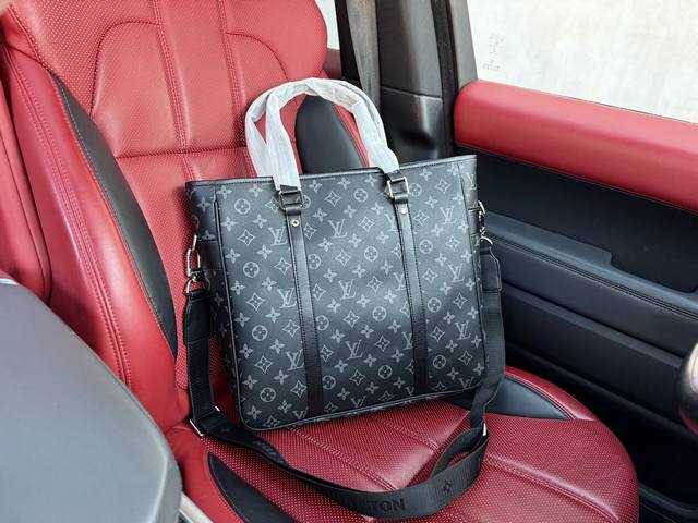 高端货 “ Louis Vuutton ”Lv公文包路易威登男士公文包 M45734 Louis Vuitton Week-End敞口开合 牛皮 托特包Tote - 点击图像关闭