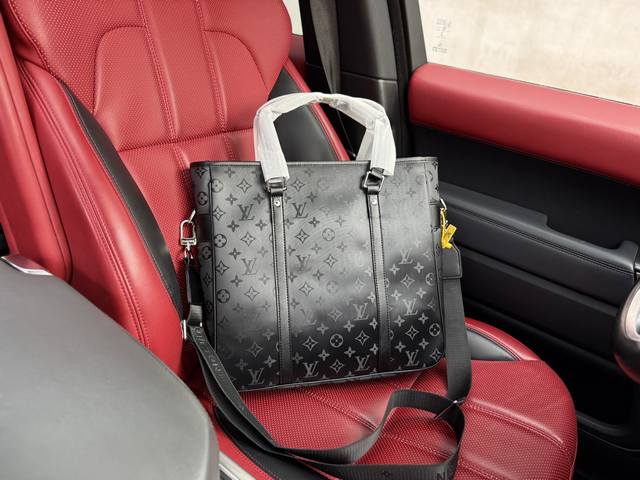 高端货 “ Louis Vuutton ”Lv公文包路易威登男士公文包 M45734 Louis Vuitton Week-End敞口开合 牛皮 托特包Tote