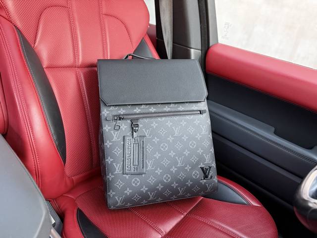 高端货 新款 “Louis Vuitton ”Lv双肩包 路易威登双肩包 M21367 Louis Vuitton Fastline Flap 牛皮革 邮差包书