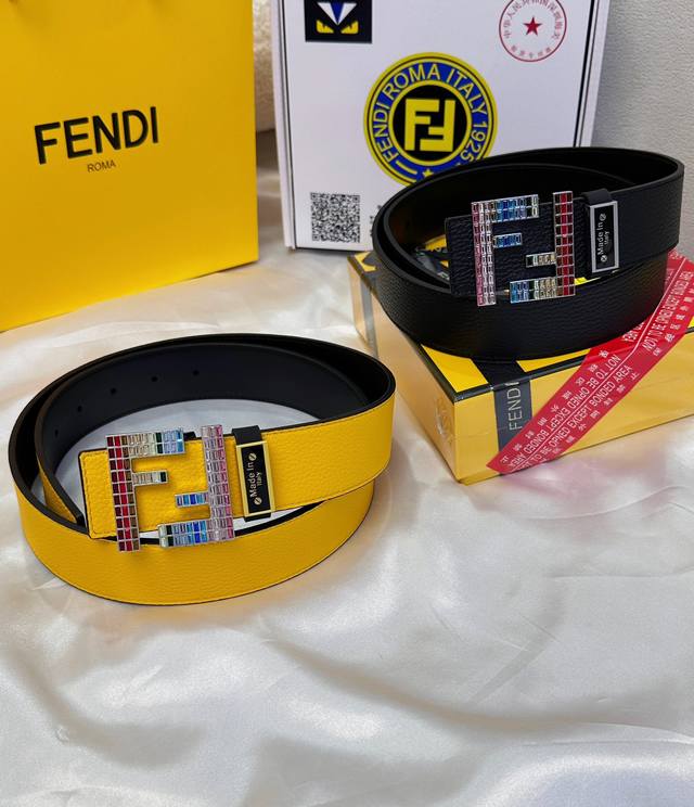 皮带：Fendi.芬迪..顶级原单复刻. 腰带：百分百头层牛皮，保证真皮。双层Ff水晶镶嵌彩色钻石24K纯钢扣材质，永不掉色荔枝纹软牛皮正反双面使用商场专柜同等