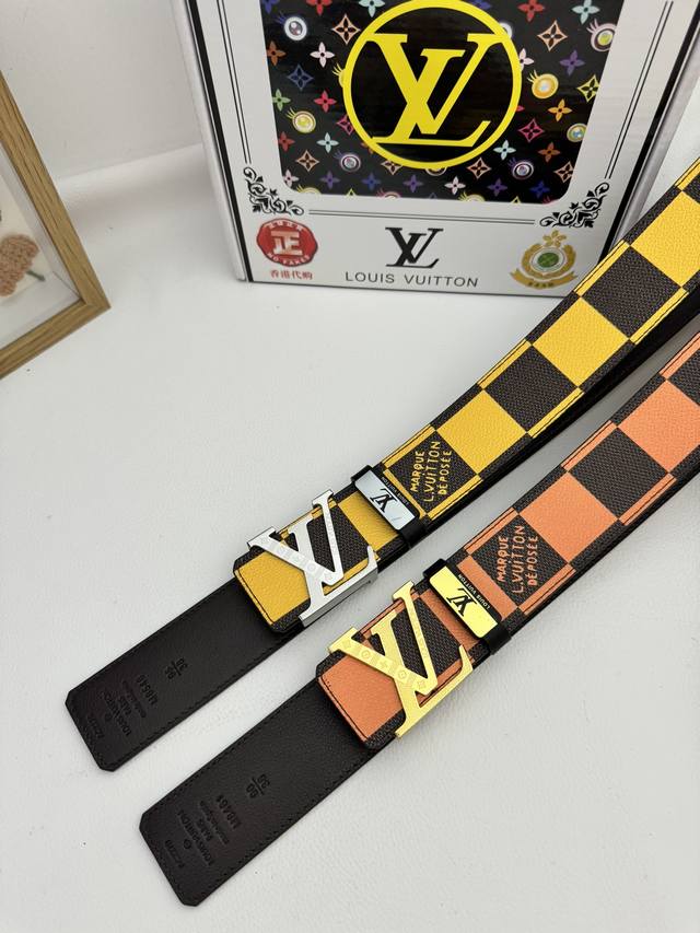 品名：Lv..路易..威登原单 材质：原单牛皮腰带 百分百头层牛皮腰带保证真皮，24K纯钢扣，专柜原单品质、做工精细，时尚大牌，送人自用首选 包装： 请认准如图